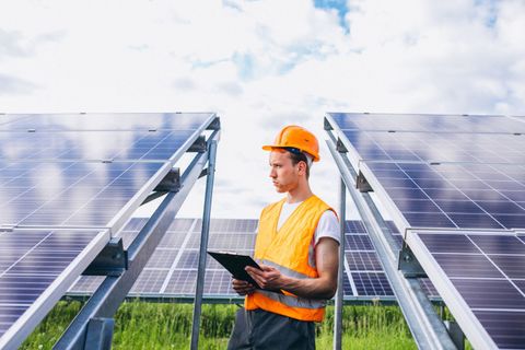 Solar Panels Guide: Learn Installation Tips, Insight, and Essential Information