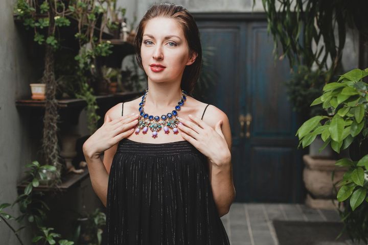 Best Emerald, Ruby & Sapphire Jewellery Information Guide: Explore Gemstone Characteristics, Design Trends, Care Advice & Selection Facts