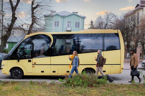 Luxury Bus Rental Information Guide: Explore Executive Coach Services, Booking Insights, Travel Advice, Cost Factors, and Helpful Details