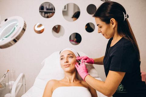 Skin Rejuvenation Information Guide: Learn Facial Care Basics, Collagen Support Insights, Skin Improvement Tips, and Professional Advice