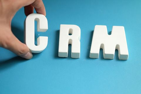 B2B Industrial CRM Systems Guide: Explore Features, Benefits, Tips, Insights, and Customer Management Basic Info