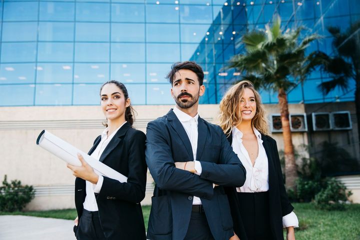 Learn How to Find a Job in Dubai: Explore Career Tips, Application Insights, Employment Advice, and Helpful Resources