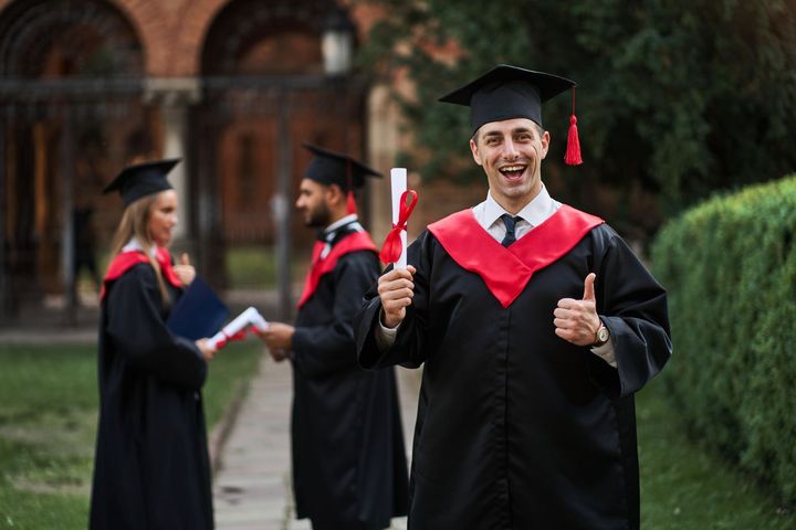 MBA Program Overview: Read Specializations, Admission Requirement, Career Opportunities, and Industry Knowledge